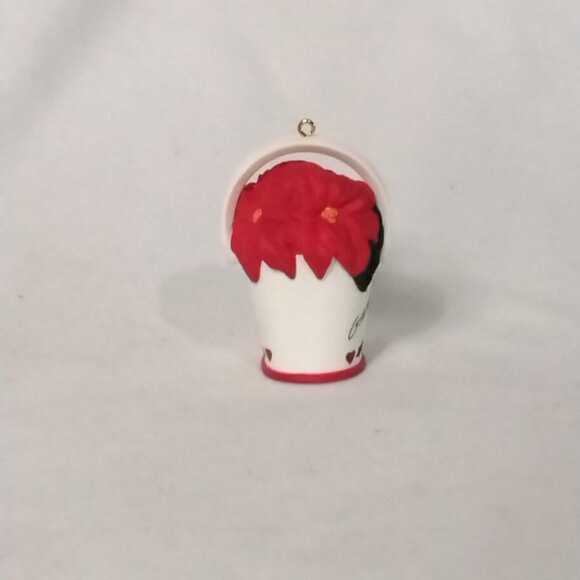 Keepsake Watering Pot & Bird Porcelain Christmas Tree Ornament "For Grandmother" - Picture 4 of 5